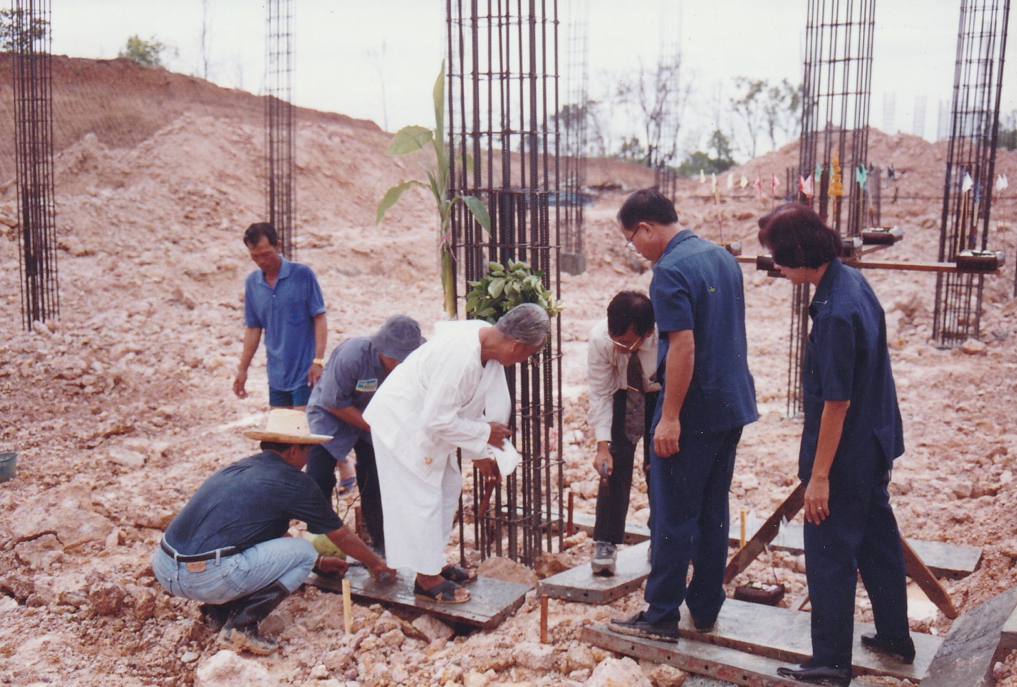 อาคารหลัก