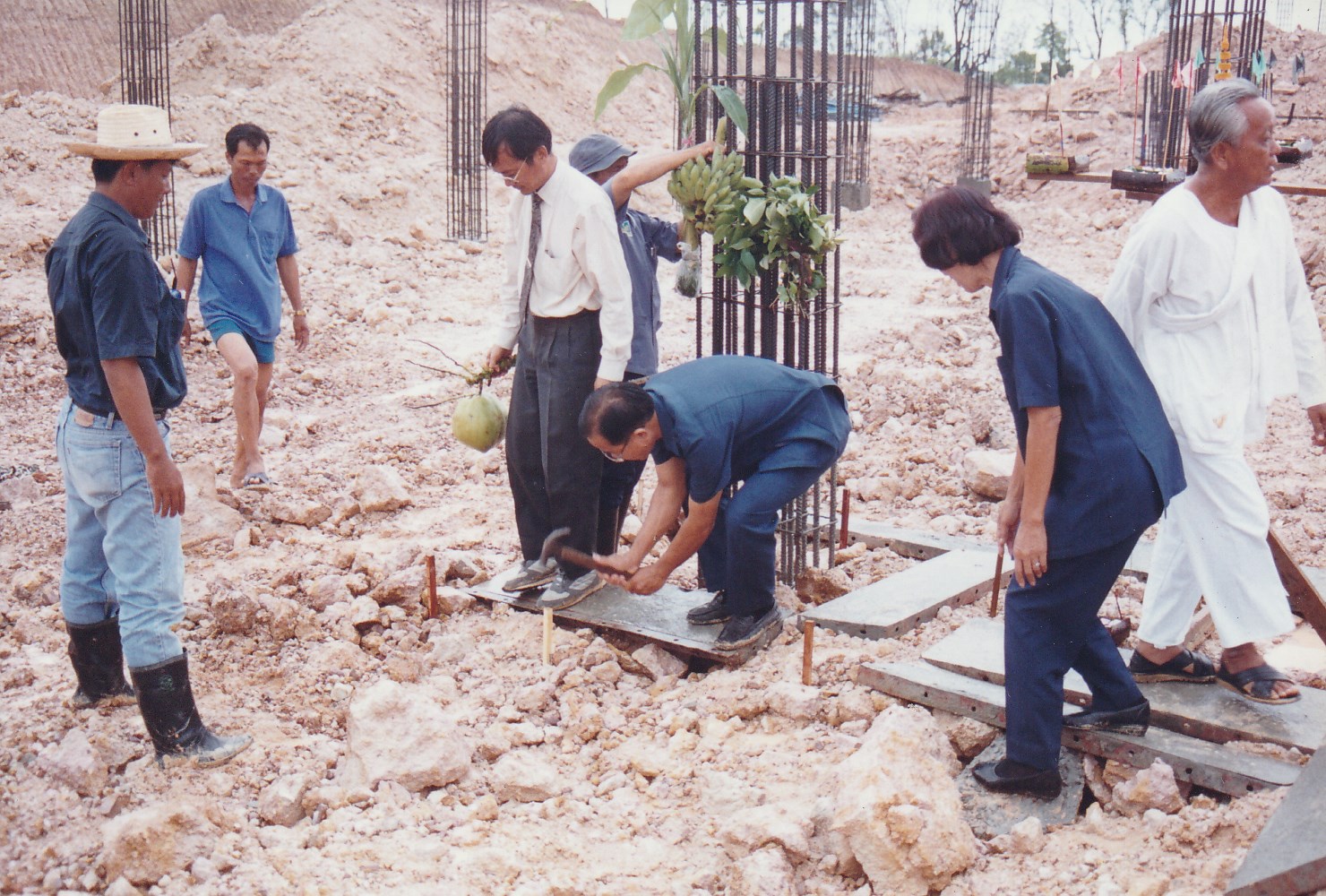 อาคารหลัก