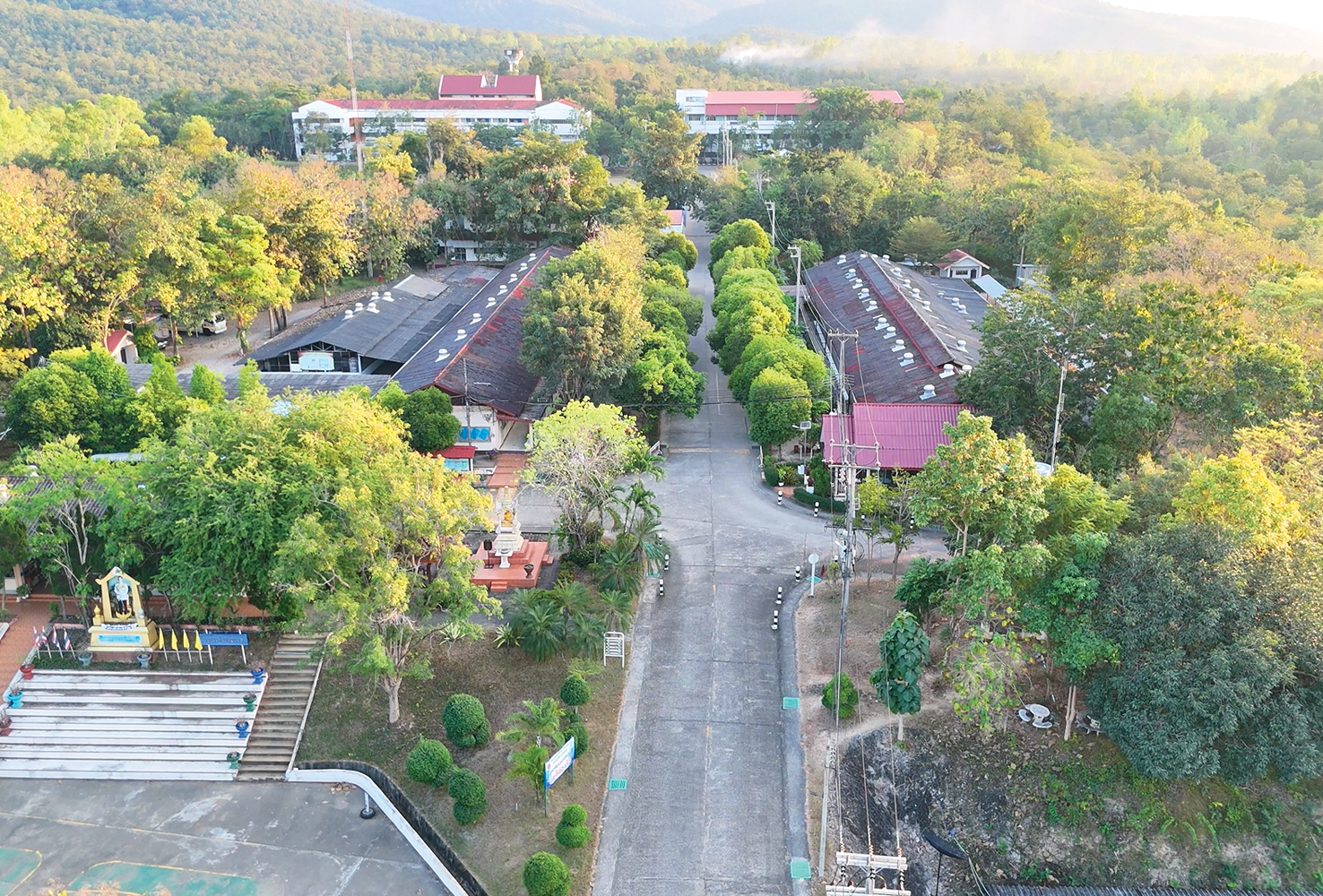 อาคารเรียน